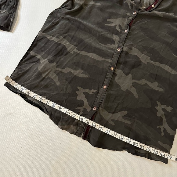 Johnny Was Valentina Velvet Embroidered Back Button Down Camo/Green Size L EUC - Picture 13 of 15